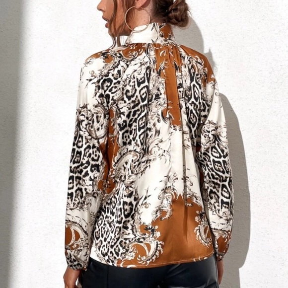 NEW INVENTORY 🔥Leopard & Graphic Print Tie Neck Blouse🔥 - Picture 6 of 9
